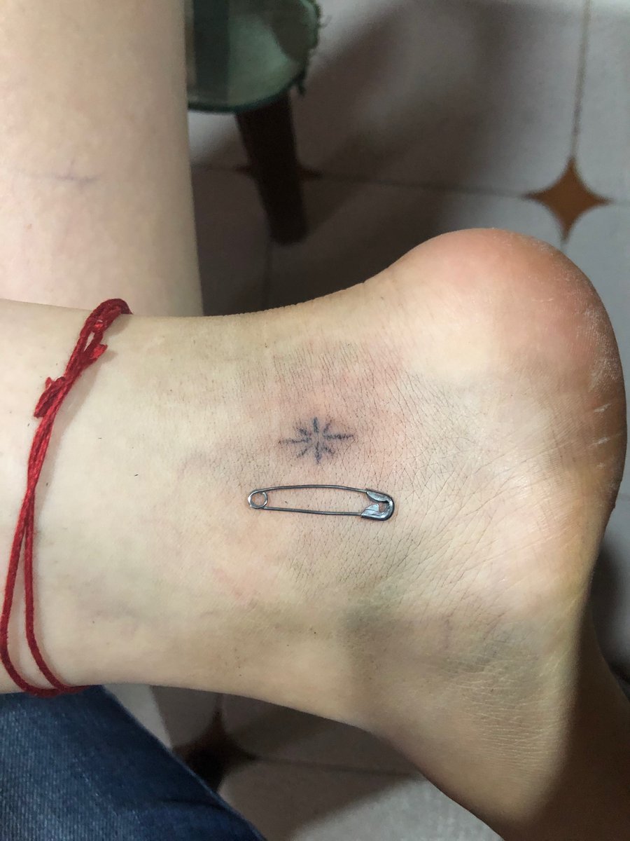 zlarroyo's tweet photo. ¿Quien me deja tatuarlos? 🙏🏼🙏🏼🙏🏼 https://t.co/SmX5TjHFbc