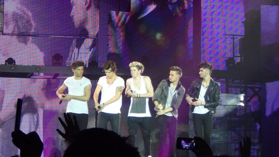 AlissonBolaosS2's tweet photo. quiero volver a tener 10 años:(🤍 #ONEDIRECTIONSAVE2020 https://t.co/AaNgu9gqZ6