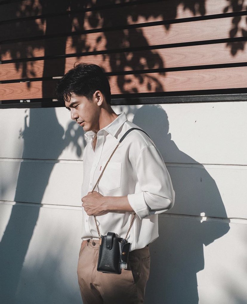 ToeyPongbot's tweet image. Now look at you now look at me 😳 #toey_pongsakorn