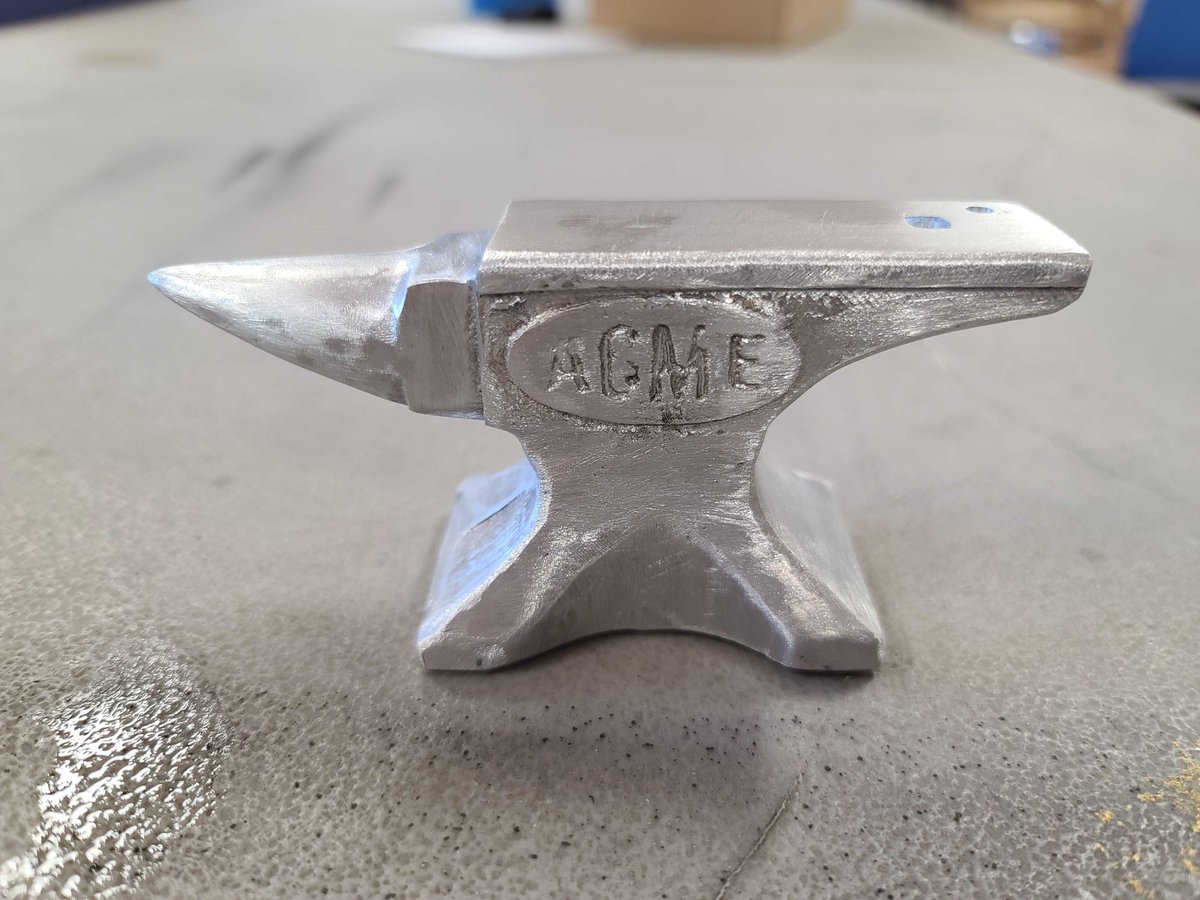 Check out the video of RCL's first foundry pour! #makerspace #making #maker #rclpeoria #rivercitylabs #foundry #metalworking buff.ly/2ZSzwa4