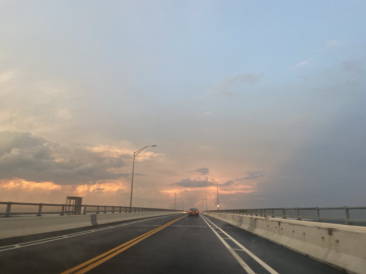 KessenaO's tweet photo. Just has a good idea. Now, I’m going into prayer and calling it a night!

Family pray for me and my family.. Pray for this nation! Pray for this president! Pray! It’s time to pushback! Pray for boldness!

These are pics I took of the sky after a storm! #TheStormIsAlmostOver #Pray https://t.co/7NqGAOvT9i