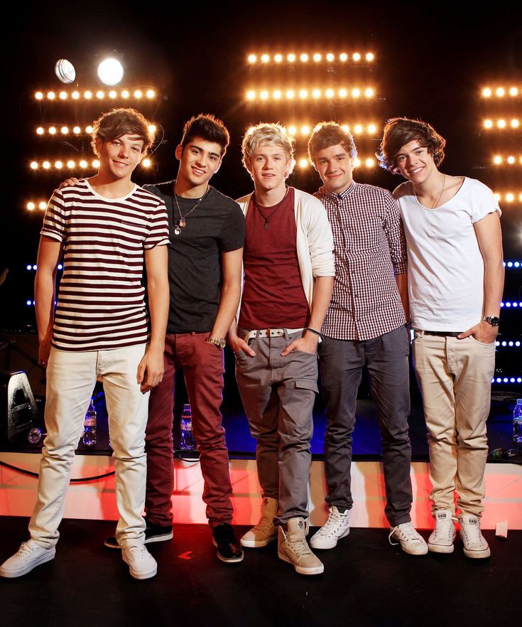 bininyajamalz's tweet photo. Fandom pertama ku dari sd sampai sekarang dan masih berharap kalian balik gays @onedirection

#10YearsOfOneDiretion https://t.co/gXa6gDro0S