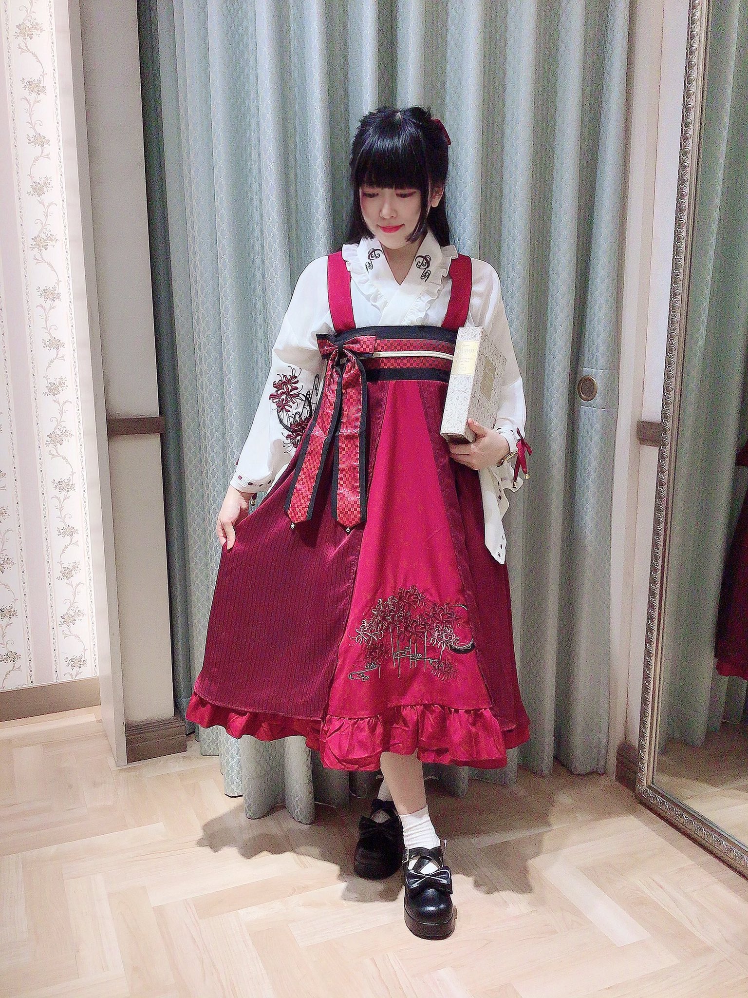 Amavel おぼろ月夜の彼岸花 和風スカート、ブラウス