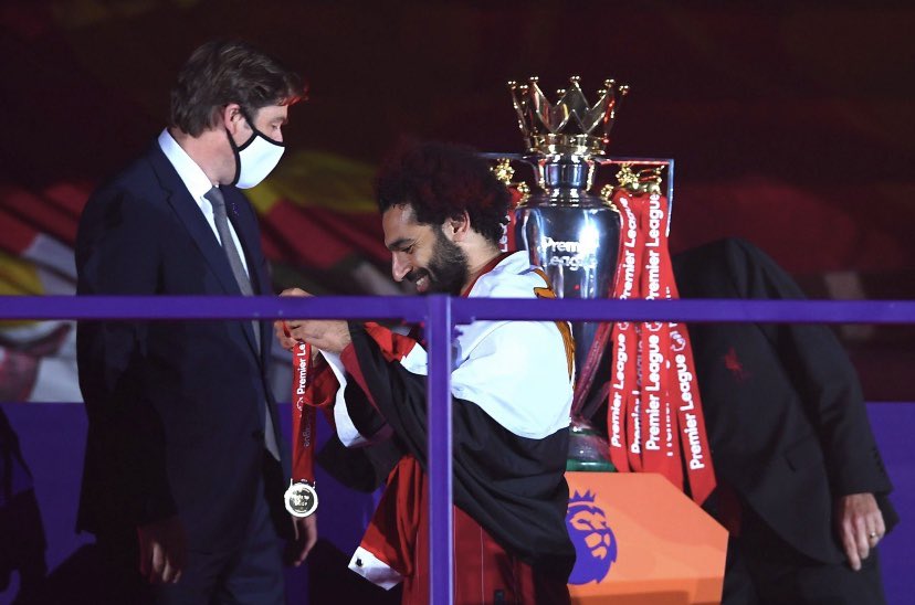 a thread of pictures of everyone with the trophy.