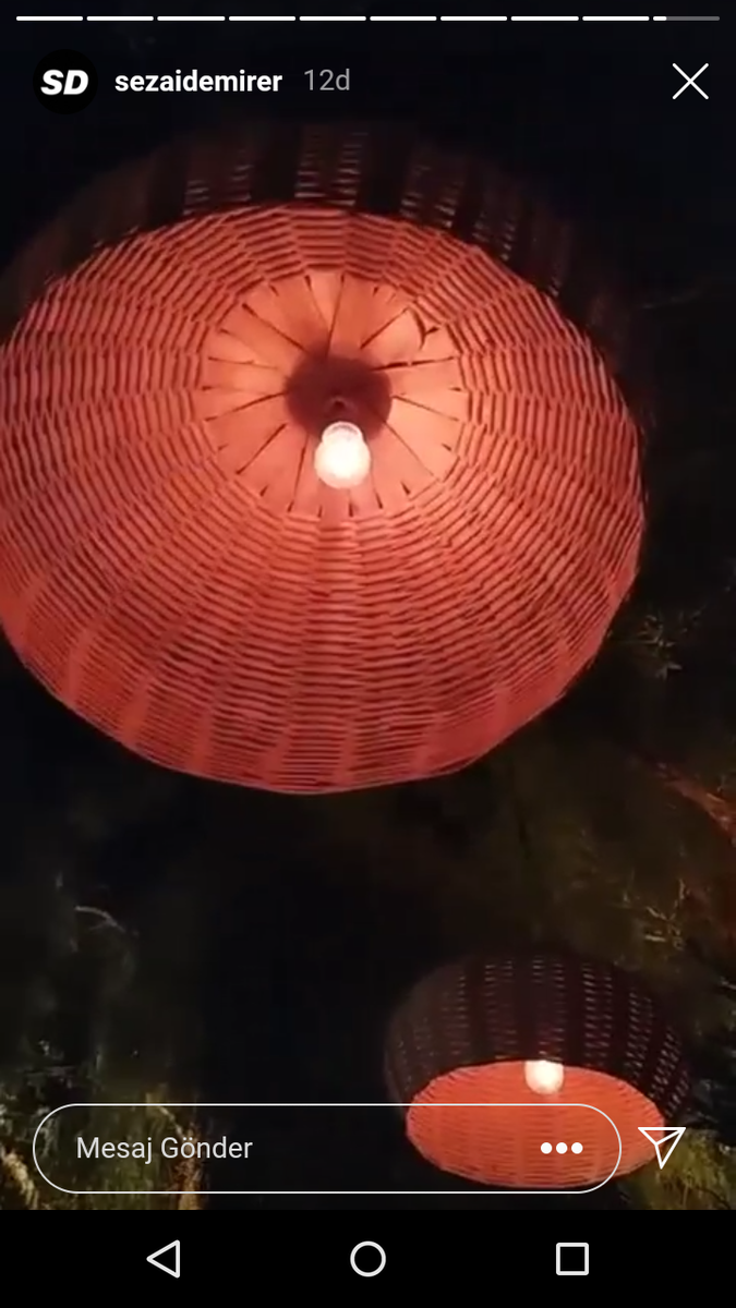 Bütün storyleri heyecanla açarken karşımıza çıkan bu lamba seni unutmuyacağım bilinçaltıma işledi  resmen
#SIHHATLER OLSUN BARIŞ