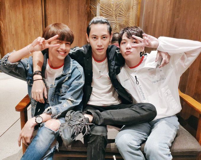 yall can’t handle them