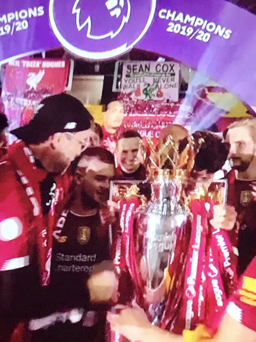 Champs. 

A special day.

Congratulations <a href="/PeterMooreLFC/">Peter</a> to the players, Jürgen, the management and coaching team and all <a href="/LFC/">Liverpool FC</a> 

Much love from Sean and the #supportsean team!

#YNWA