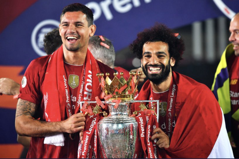 a thread of pictures of everyone with the trophy.