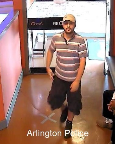 ArlingtonPD's tweet photo. Wondering if you might recognize this phone theft suspect? We are going back to June in this #WhosThatWednesday as Det. DelBiaggio has connected him to some other theft cases in north Arlington. 

Info? contact Det. DelBiaggio at 817-459-6486 
or TC Crime Stoppers at 817-469-8477 https://t.co/DeZOgzrHag