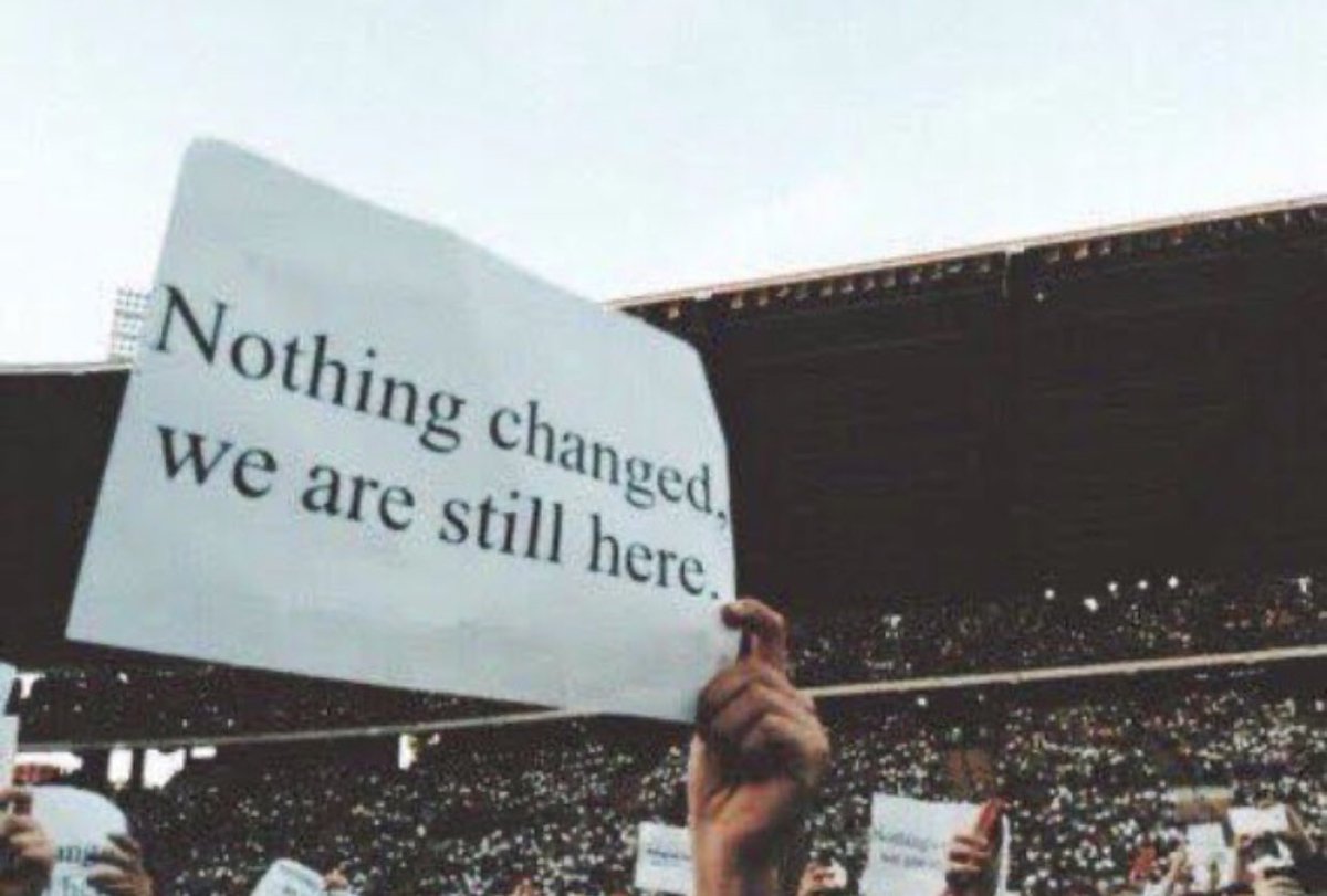louxjoy's tweet photo. Un grande applauso và anche a noi che siamo ancora qui dopo tanti anni,grazie ragazze.
Siamo una famiglia stupenda. Vi voglio bene.
#10YearsOfOneDirection #10YearsOneDirection #Directionerisapromise
Siamo una promessa. https://t.co/J1s3PAAYV8
