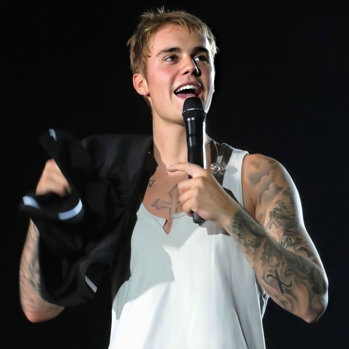 postsbiebers's tweet photo. https://t.co/H83ijYqnUb