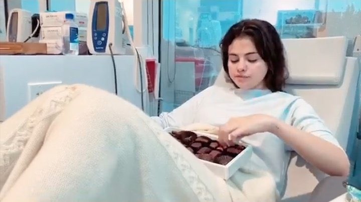 MyLifeIsSelG2's tweet photo. These truly broke me... i hope she knows she’s a strong, inspiring woman &amp; that we are all here to support her no matter what. Love you @selenagomez #28YearsWithSelena https://t.co/lCzNr256ni