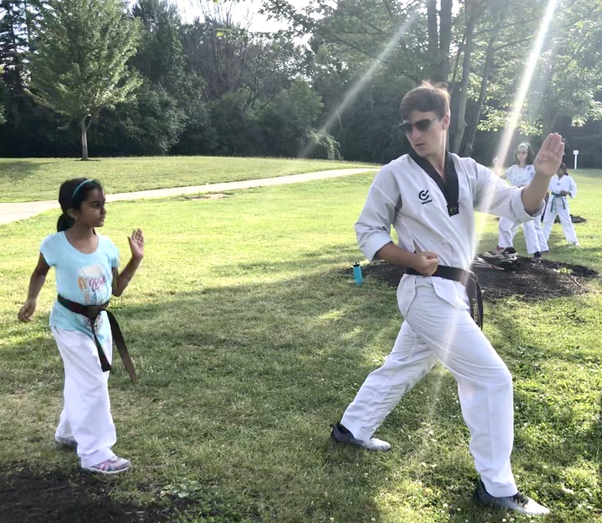 Akulataekwondo's tweet photo. Learning new forms. Memorizing forms is a great mind-body exercise. #taekwondo #martialarts #novitogether https://t.co/QQ8MLMO0hv