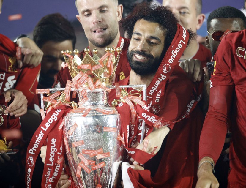 a thread of pictures of everyone with the trophy.