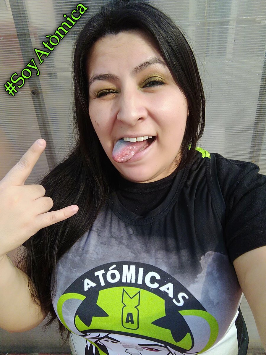AtomicasRD's tweet photo. 🥳💣🤩🍀💚🥰🎊☺️¡Cumplimos otro añito, Atómicas!
#KBOOM! #ExcelenteFestejo #DerbySisters #AtómicasRD #HappyAnniversary #GiveMe5 #RollerDerby #SoyAtómica #DerbyGirl #AmoPatinar #SkateLikeAGirl #HazDeporte #ÚneteAlPack #Toluca #RollerDerbySavedMySoul #RollerGirls #RollerDerbyMéxico https://t.co/96jOqwApnU