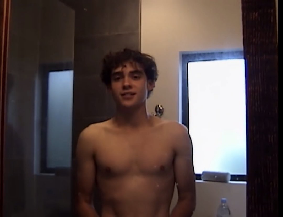 your boyfriend's nudes on X: the new joshua bassett music video comes with  great jerk off material... t.coaQaOI8eLzx  X