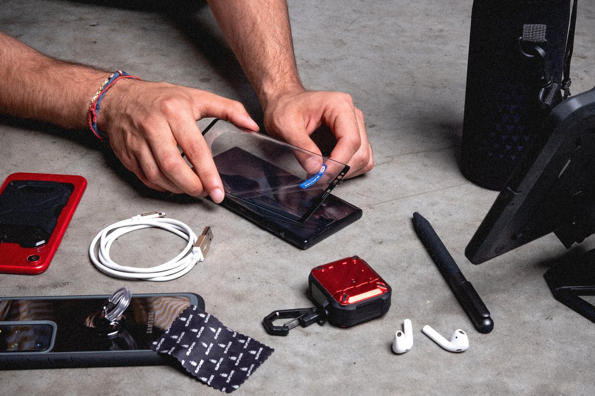 supcase_atl's tweet photo. Accessories for your accessories #applepencil #airpods #chargingcable #screenprotector #ringholder #supmycase https://t.co/bbEIG8otTd