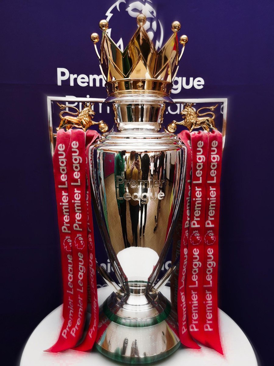 IZUMUNNAOBIJURU's tweet photo. Congrats to all @LFC fans all over the globe 🌍
#Liverpoolchampions
#After30years
#Liverpool https://t.co/YWmbO2Pkmt