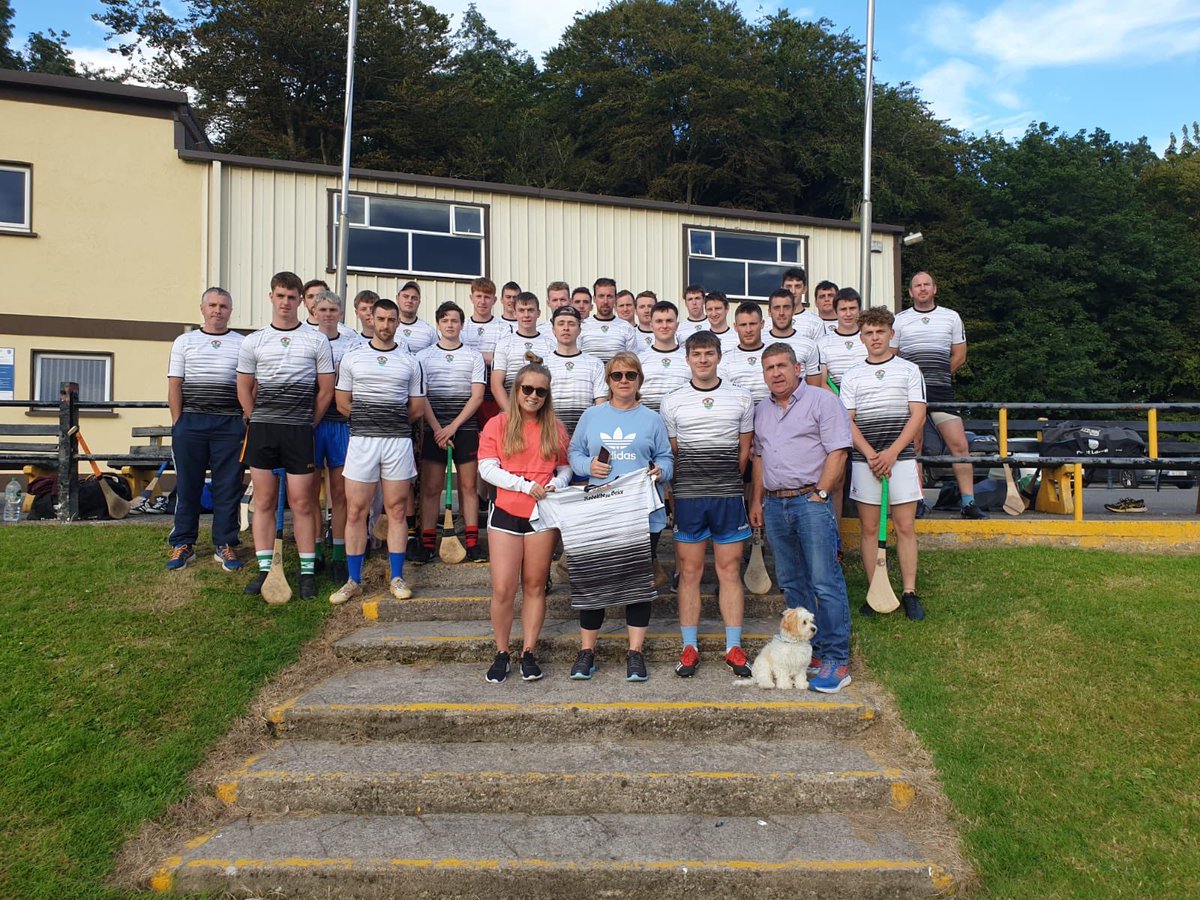 BrickeyRangers's tweet photo. After being awarded a set of training jerseys in the Bodibro competition during lockdown our players decided to add something special in memory of our special team mate and friend Jack McGrath who’s memory will live on with us both on and off the field. Thanks again @bodibro https://t.co/QJHYQc8eFy