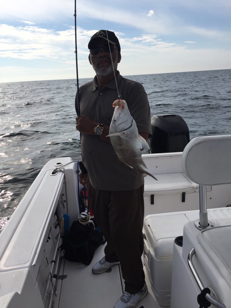 BluewaterBent's tweet photo. The early morning bite was on! #bluewaterbent https://t.co/PPqi3089sG