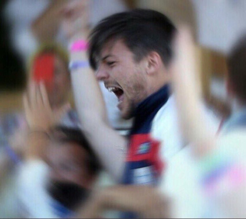 bby_native's tweet photo. i swear to god if the only thing we get from them is “thanks for still supporting after 10 years!” i will riot 

#10YearsOfOneDirection https://t.co/QdvlstloPn