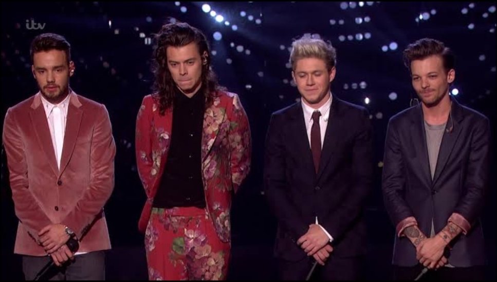 oiiooii28's tweet photo. Friday 23rd July at 08:22pm

Louis-155240
Zayn-165616
Liam-61898
Niall-232677
Harry-165998
#10YearsOfOneDirection https://t.co/z7hzkL54E6