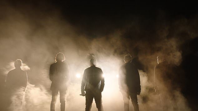 mclsouvenir's tweet image. HAPPY 10 YEARS OF ONE DIRECTION EVERYONE 
#10YearsOfOneDirection