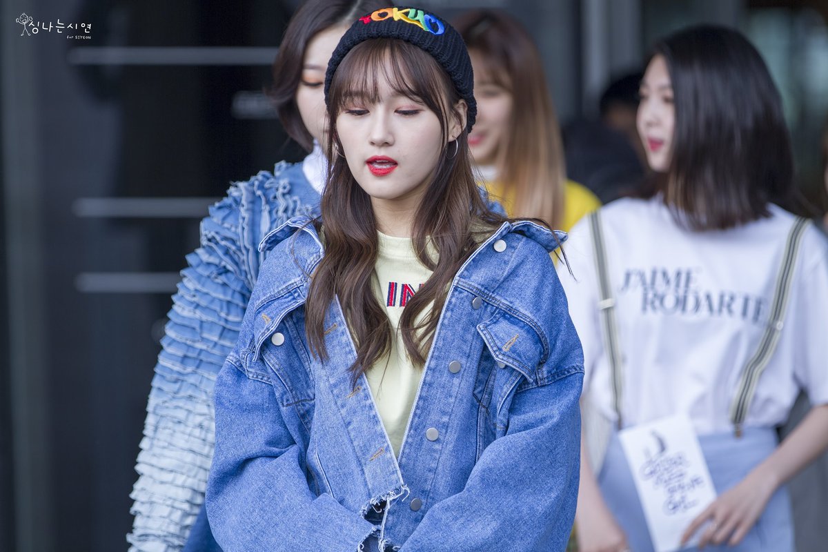 a short thread of lee siyeon's looks that radiate Big Andro/Gender Non-Conforming Energy
