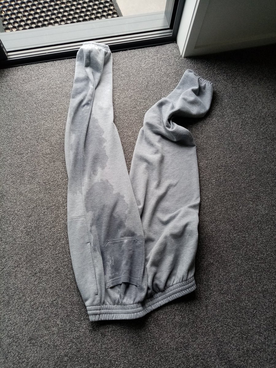 SRobit7's tweet photo. Did a top job peeing myself today. Told friends but they thought it was weird. Maybe I need to change hobbies. #FreeiPadPro #AdultDiapers #TheFutureisAgriculture https://t.co/LIOA3RtQHY
