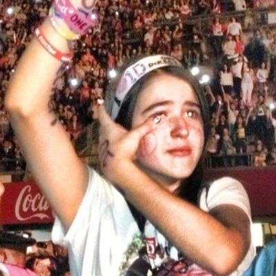 nicole_coberly's tweet image. ESPERO NO QUEDAR ASÍ 🤡
La Nicole de la suerte está con ustedes #ONEDIRECTIONSAVE2020 #NewProfilePic