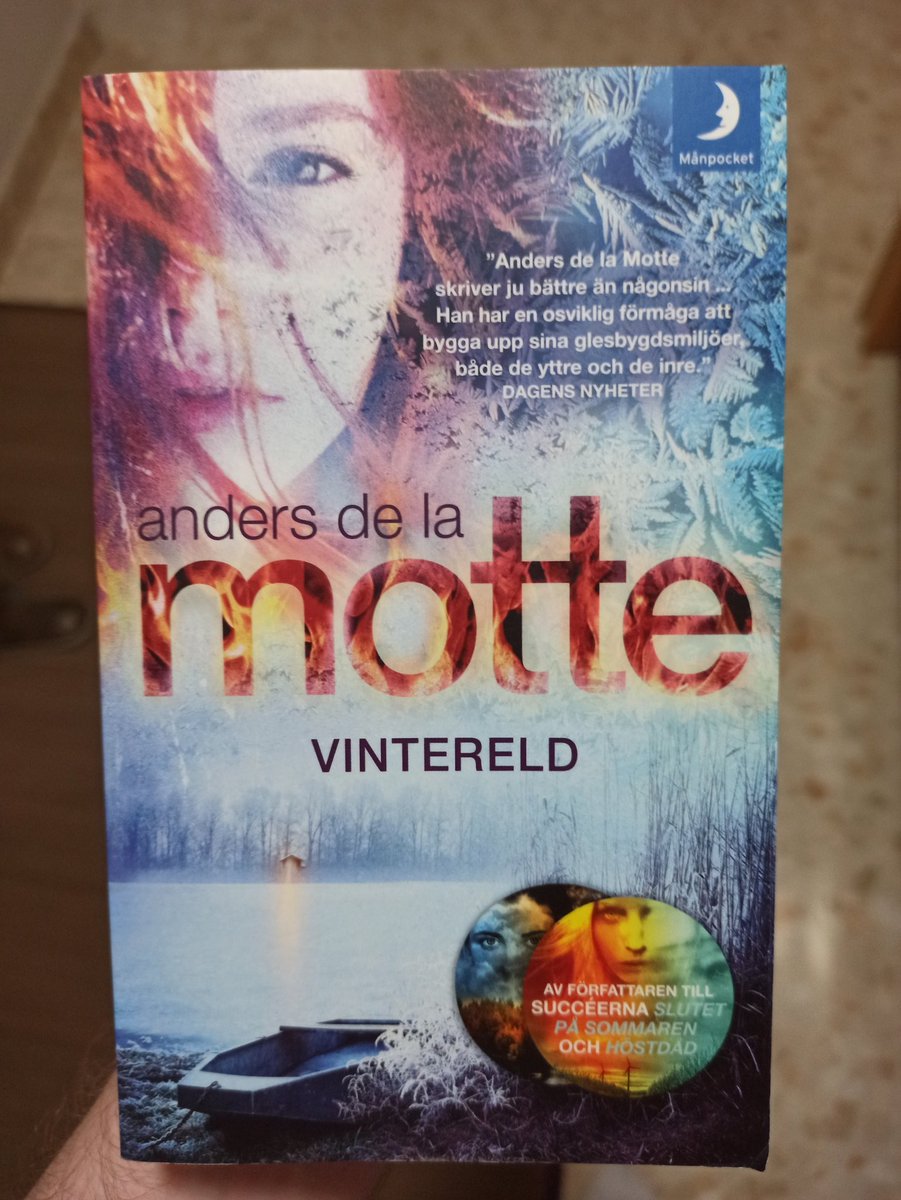 Furanjc's tweet photo. Muchas gracias @Danini191 por el libro en sueco que quería 🤩🥰 https://t.co/neSO6VFO1u