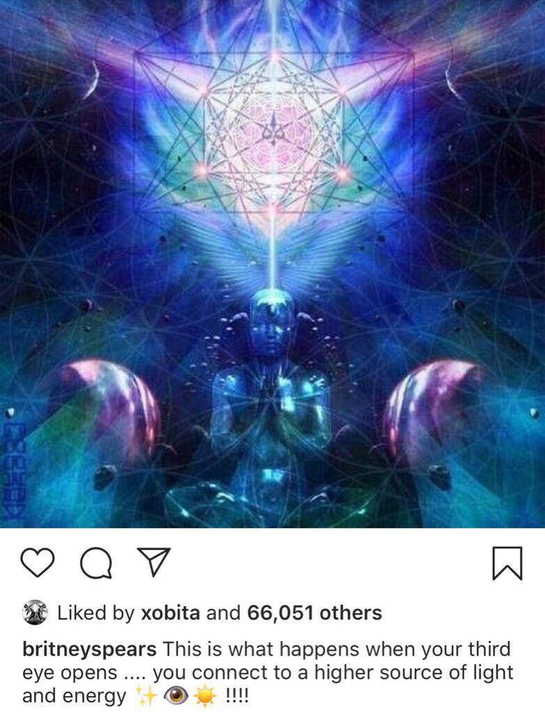 NickHintonn's tweet photo. Yo I think Britney Spears is breaking her programming... https://t.co/rMGWskPeiy