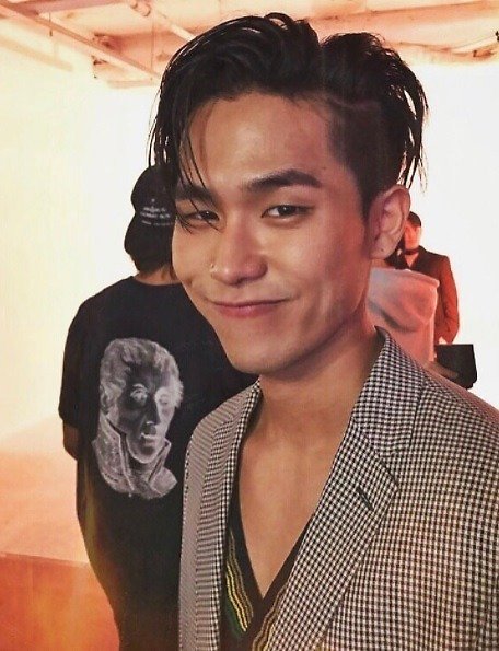 sik-khis korean name is kwon minsik , so the sik is from minsik & the k is the initial for kwon