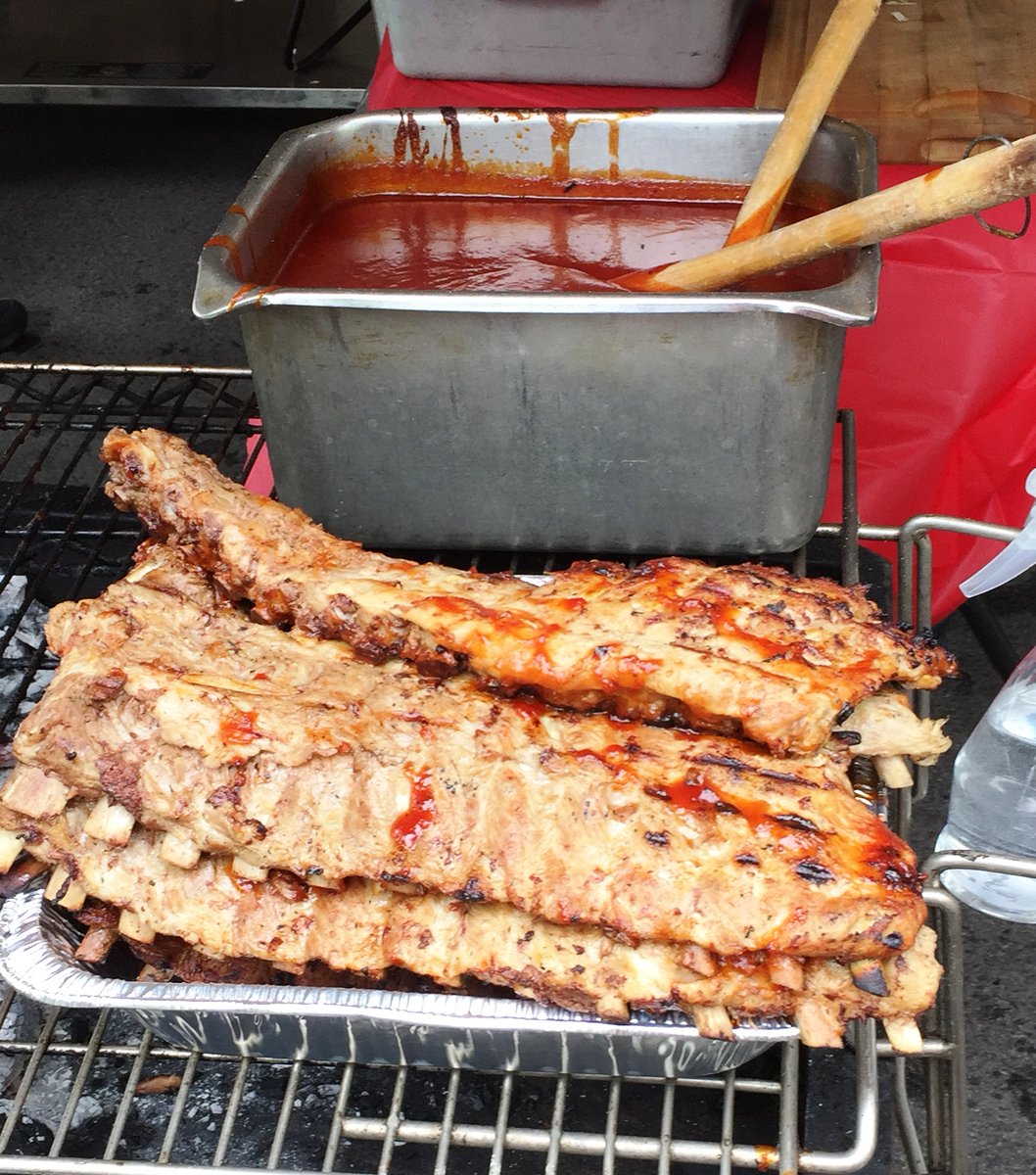 RT <a href="/rotaryribnroll/">Rotary Rib 'n' Roll</a>: Only 2 hours to place an order  …ual-rib-n-roll-brampton.myshopify.com  &amp; we will deliver free on Sunday in time for our 3 hour show on Facebook and YouTube Live with some of your favourite performers. #experiencebrampton #ribnroll #virtualribnroll