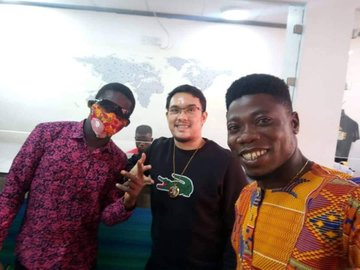 Maed212's tweet photo. Real Champions knows how to ADAPT !! LOSER knows only to QUIT!!!

AIM Global Ghana business continues.. :)

Covid19 is not gonna be the reason for us to go down and fail!! It might slow us down but real Champion continue to adapt, move and thrive!!!Slightly smiling faceThumbs up https://t.co/wAPYwbOU0d