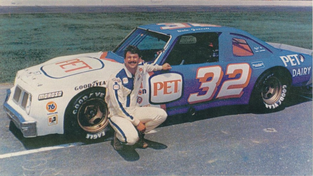 LegendsNascar's tweet photo. Dale Jarrett with #OffsetNumber in 1982 https://t.co/upA4kkGYEc