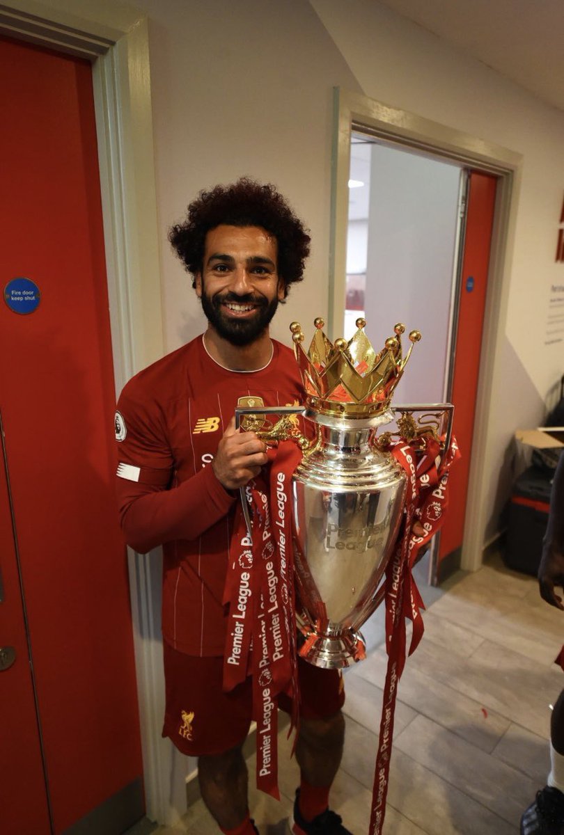 a thread of pictures of everyone with the trophy.