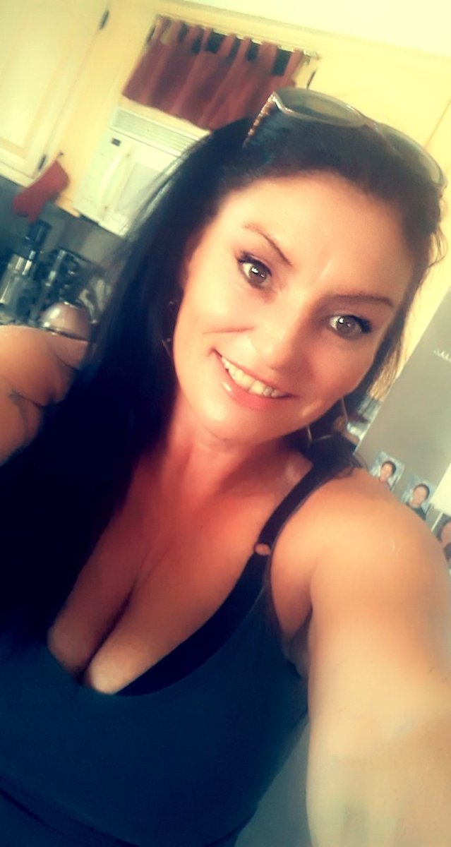 MistressAngelaF's tweet photo. Rainy, boring day.  Who wants to be my good boy, pay me, and make ne laugh. DM me ASAP!⛓🐷💰💵🤣🤑👸 @loneleyguy69xxx @Brun0Parent 
@BurattinoP  @Fet_Promotions 
@find0m @promocucky 
@HotPromotes 
@james_betterley 
@RobertGiguere59  @touchRTP 
@tonybobo3 
@SlaveQ22  @RtGLADIATOR https://t.co/oVDdXzFuhu