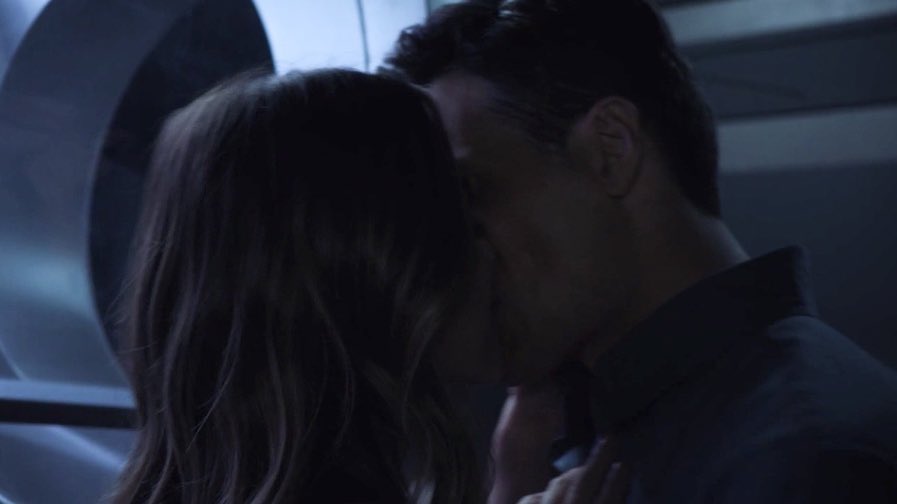 Jamie Jirak Agentsofshield Only Put Daisy And Sousa In Six Epsiodes Together And Still Somehow Managed To Make Their First Kiss Satisfying Surprising Hot Af And 100 Earned That S Some Jamie Jirak Agentsofshield Only Put Daisy And Sousa In Six Epsiodes Together And Still Somehow Managed To Make Their First Kiss Satisfying Surprising Hot Af And 100 Earned That S Some
