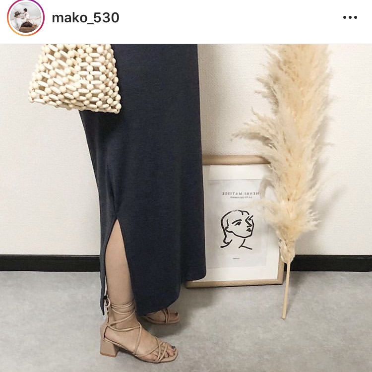 cal_berries's tweet photo. @mako_530 makoさんが
とっても素敵に着て下さいました😍
今シーズンの新作
「𝚂𝙻𝙸𝚃 𝙽𝙾𝚂𝙻𝙴𝙴𝚅𝙴 𝙳𝚁𝙴𝚂𝚂」
モックネックにスリットが
印象的なデザイン
オトナな雰囲気のワンピースです。

#calberries #カルベリーズ #かるべりーず ⠀
#madeinusa #california #usa 
#ワンピース https://t.co/vbVwJxD1X7