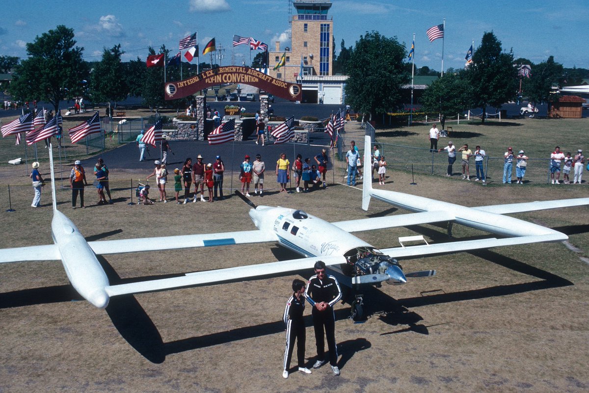 EAA's tweet photo. During the week that would have been #OSH20, we figured we'd share some of our favorite photos from Oshkosh through the years! From 1987: The first aircraft to fly around the world w/o stopping or refueling, the Rutan Voyager, visited Oshkosh. 📷 Jim Koepnick #EAAtogether https://t.co/6Ru0gvy2G3