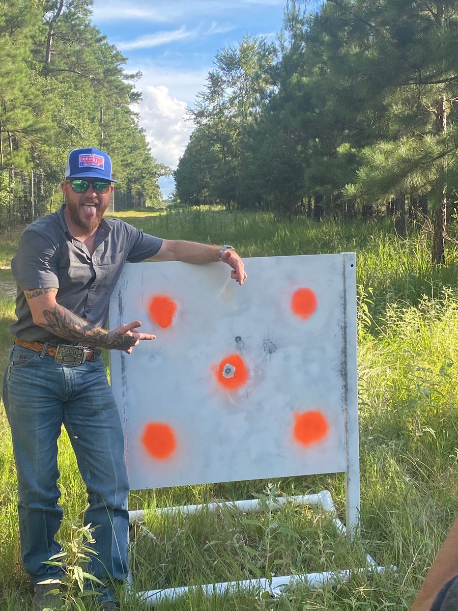 codyjohnson's tweet photo. Did a little social distancing at the range...Bullseye at 900yds and 4 on the board at 1000yds!!! #338Lapua #RodeoTime https://t.co/h5wPBZtdyQ