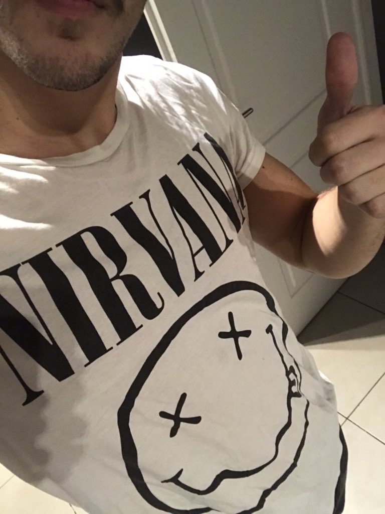 bautih's tweet photo. @BautiPertine Uso remera de nirvana y no se ni quien es el cantante. Te banco! https://t.co/WJzsPw7qOK