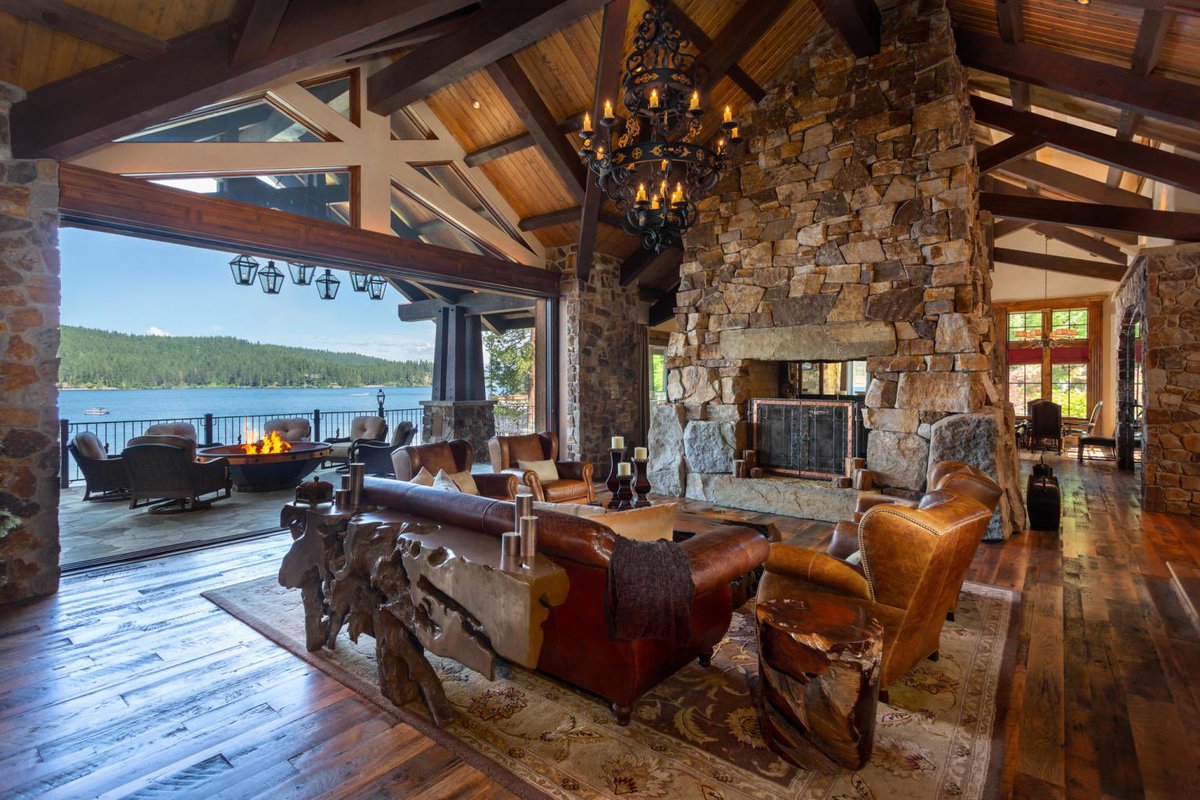 Andrew_graham_9's tweet photo. Anyone got an easy $27M laying around for this one on Coeur D’Alene Lake? https://t.co/b0g0B5n7Ft