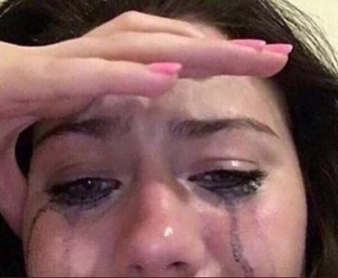 xlephx's tweet photo. #10YearsOfOneDirection

No soy fan de los 1D pero la insistencia de mi mejor amiga porque me haga fan me tiene colapsando smssjskhdksjd vivan los uandis xd https://t.co/vOGn35mpVK