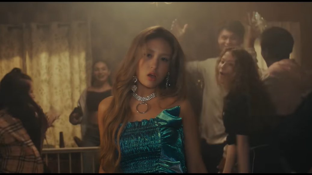 serenitrooper's tweet photo. What You Waiting for just became my favorite k-pop song of 2020😳 #SOMIISBACK #WhatYouWaitingFor_SOMI https://t.co/2MjTCftJ8x