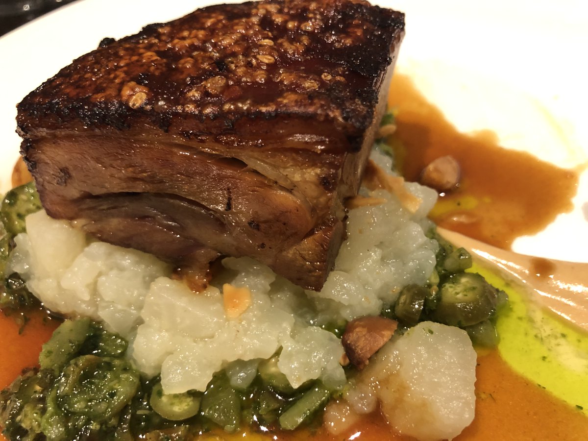CHDCorp's tweet photo. The flavours of #CentralHighlandsQLD agriculture have transformed into a fine dining experience in Brisbane.
Full story on our 5th Farm to Fine Dining Regional Produce Dinner here: https://t.co/QH1g6E5Yrn #f2fd #eatqld @CHRCouncil @QldAgriculture @MarkFurnerMP https://t.co/covVqANDbQ