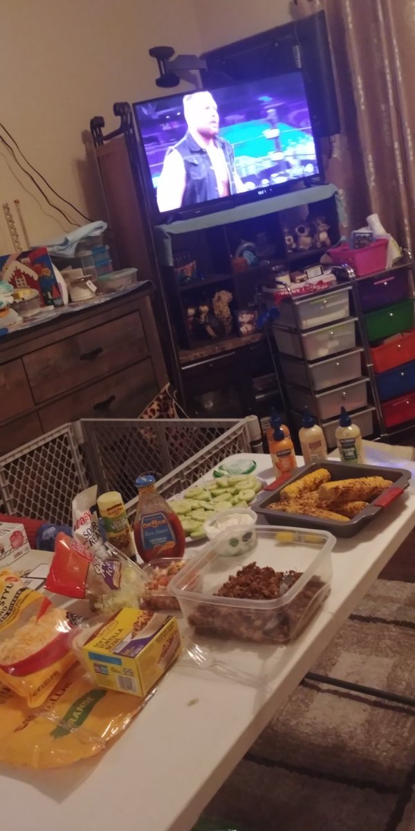 Random_Red's tweet photo. Eating some leftovers from Taco Tuesday!!! Some grilled corn and fresh cucumbers!! #PerfectSpread for #AEWDynamite https://t.co/CeDwcodij5