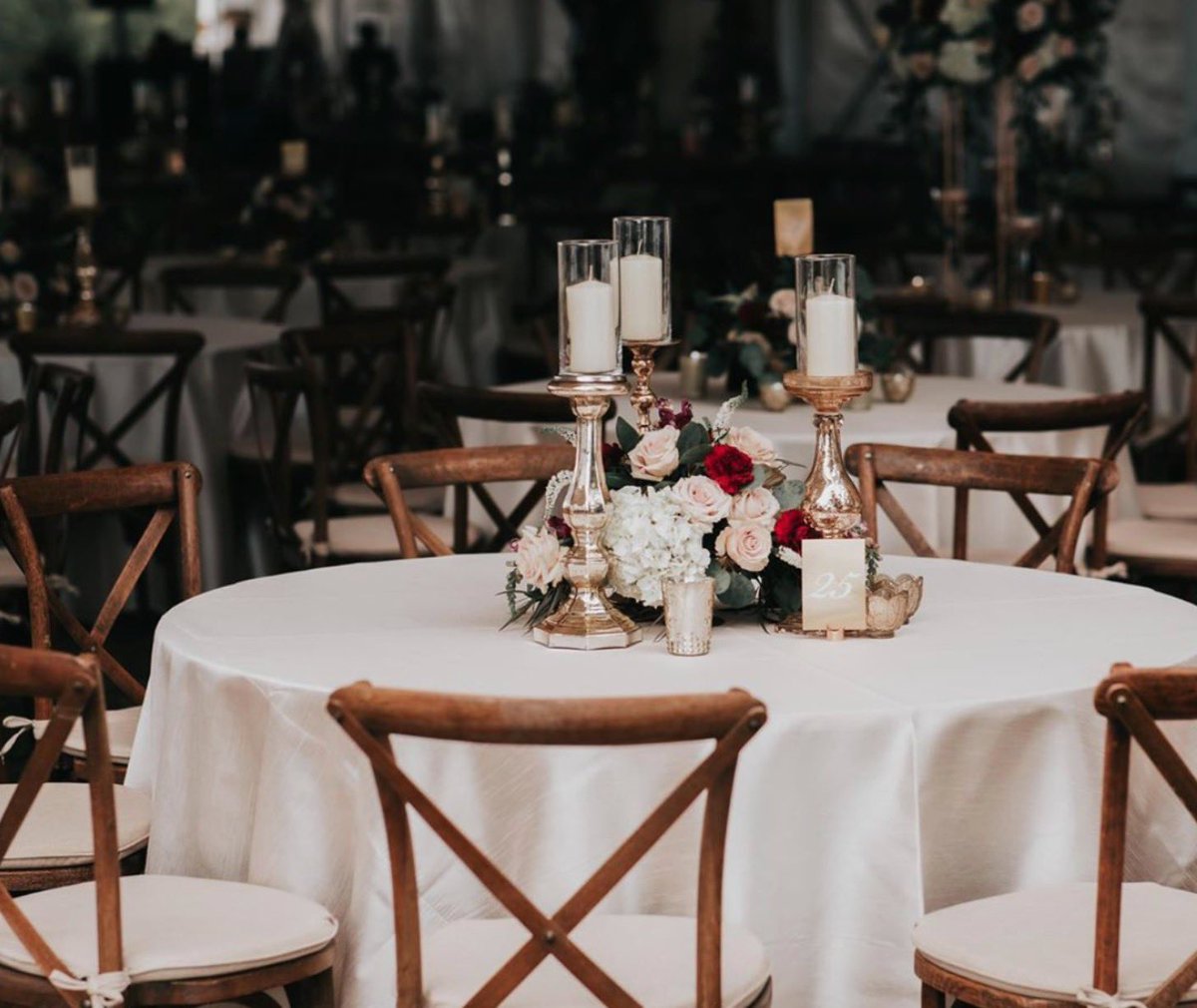 kathyirelandWW's tweet photo. Celebrating #weddingwednesday at Sunset Ranch! From arbor to reception, this @kiweddings Texas location is a Ranch dream come true with sublime sunsets that inspired it’s name. Please, visit https://t.co/0bYfrMcoCH to explore this venue and more. https://t.co/GA5nVGhLCu