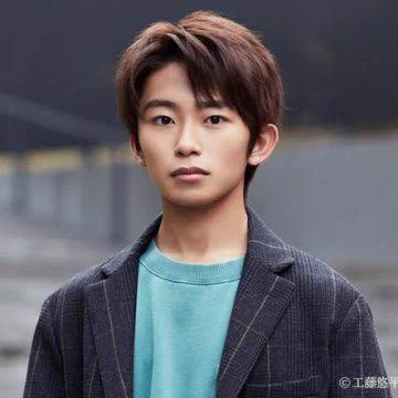 子供店長の現在は？イケメンに成長を遂げていた模様www